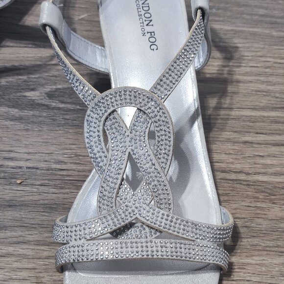 LONDON FOG Macey Demi-Wedge Dress Sandals size 8.5 silver with rhinestones - Picture 9 of 13